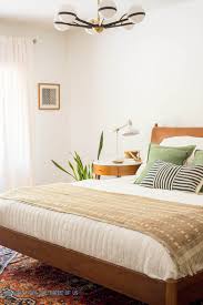 Los muebles de estilo mid century son eminentemente prácticos, pero también poseedores de una gran personalidad. 30 Fotos Para Decorar Un Dormitorio Vintage Moderno Sep Sitename