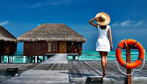 Some people even like to bring their wedding. What To Wear In The Maldives