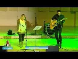 Şi baba începu să plescăie o bucată de pâine. Video Magda Puskas