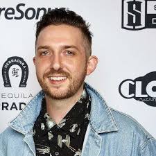 Stream Drew Wale music