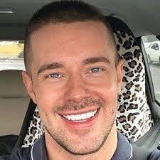 Cara Cunningham's Instagram, Twitter & Facebook