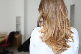 Parfois l'âge des premiers cheveux blancs concorde avec la ménopause ; Ù…Ù†Ø¸Ù Ù…Ø¹Ø±Ø¶ Ø§Ø¨Ø­Ø« Ø¹Ù† Couleur Pour Cheveux Blancs Femme Libelinhadourada Com