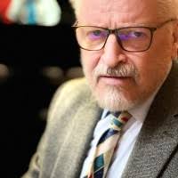 30+ "Jamie Moulder" profiles