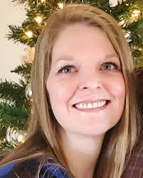 Carol Strauser's Instagram, Twitter & Facebook