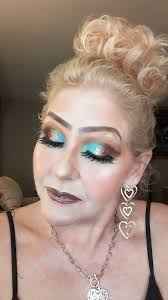 Give me your hands.😘🇦🇪🇦🇫 B