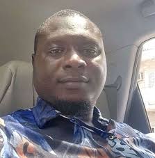 Among these 4 actors Who played the prince role best 👑