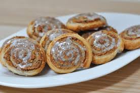 Nussschnecken Mit Blatterteig Rezept Aufgetischt Net Rezept Blatterteig Rezepte Suss Nussschnecken Rezept Nussschnecken
