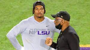 Ja'marr chase's domination for lsu started by tipping off joe burrow. Lsu Wr Ja Marr Chase Shines Again At Pro Day Workout