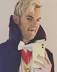 Kenny (@theearlofsuds) • Instagram photos and videos