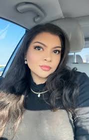 Hola 👋🏼 I'm leaving barcelona for good, and I wanted to ask if anyone  knows an international shipping company for a couple of boxes maybe?  Preferably based