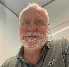 Scammer Alert: Kenny Mawson Targeting Women Online