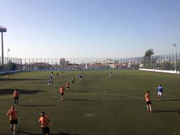 + altinordu fk altinordu fk u21 altinordu fk u19 altinordu fk u17 altinordu fk u16 deze pagina biedt informatie over het stadion, waarin de uitgekozen ploeg hun thuiswedstrijden spelen. Yesilyurt Futbol Sahasi Wikipedia
