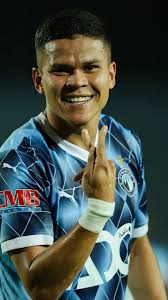 No mercado após deixar o Fluminense, Douglas Costa acerta com o Sydney FC,  da Austrália