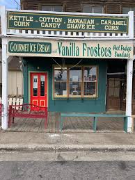 Tens of thousands of spectators gather to watch novice jockeys race on camels and ostriches. Virginia City Kettle Corn Depot Posts Facebook