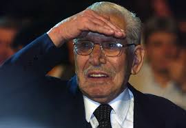 Se arrodilló Díaz Pérez, la nueva novia de Kravetz: “Nos une el espanto de  que gane Julián Alvarez”