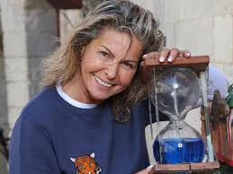 Décryptage De La Fortune De Caroline Margeridon : 5 Facteurs Clés D'une  Richesse De 13 Millions D'Euros