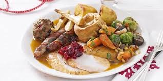 This meal can take place any time from the evening of christmas eve to the evening of christmas day itself. What Is The Difference Between The Christmas Meal In England And The U S Quora