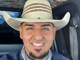 Shana Fowler's Instagram, Twitter & Facebook