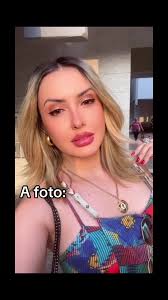 Poses Para Fotos Mujer Balcón