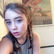 Anna Sierra (annabanana849)