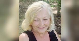 Linda Vaughan's Instagram, Twitter & Facebook