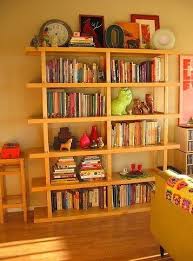 House Tour Tricia And Peter S Hip And Colorful Pad House Tours House Home