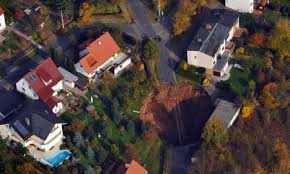 Un socavón en florida, estados unidos, se tragó hoy dos casas y un bote, además obligó a las autoridades a desalojar un vecindario, pero no se reportaron heridos. Como Se Forman Los Socavones El Constructor 10
