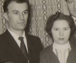 It is with much sadness and regret, that my mother, Margaret Bragg (Kirk),  passed away Monday, June 24, 2019 in Newbury Park, CA. She was born (1935)  and raised in Coalinga along