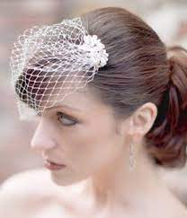 Birdcage Veils To The Rescue Sandals Wedding Blog Vintage Wedding Hair Wedding Hairstyles With Veil Glamorous Wedding Hair