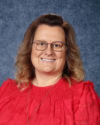 Angela Runyan's Instagram, Twitter & Facebook