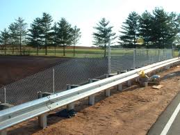 Chain link fence no top rail. Commercial And Residentail Chainlink Fences