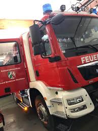 Freiraum für die gestaltung der gesellschaft von morgen. Freiwillige Feuerwehr Der Stadt Meschede Fahrzeugubergabe Durch Das Land Nrw