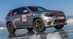 On the first run sinister life filmed, i did 12.061 at 113.68 mph, without launch control. Jeep Grand Cherokee Trackhawk Breaks Top Speed Record For Suvs On Ice Carscoops