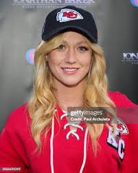 516 Super Bowl Viewing Party Photos & High Res Pictures