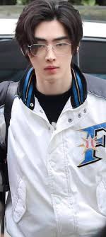 92 ide Kpop Idol di 2025