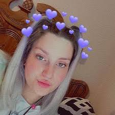 Jess Fields (@hippielove224)