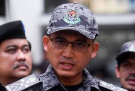 Program penghantaran pulang itu merupakan sebahagian daripada aktiviti berterusan proses pengusiran oleh jabatan imigresen bagi tahanan yang ditempatkan di depot. Imigresen Tahan 33 Pendatang Tanpa Izin Bekerja Di Kedai Runcit Astro Awani