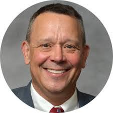 Kenneth Crabb's Instagram, Twitter & Facebook