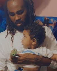 Phoenix police release video of officer who took down suspect holding baby  hostage