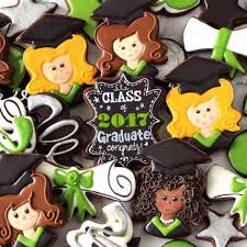 Lilaloa S Female Graduate Cookie Cutter Ann Clark In 2020 Graduation Cookies Sugar Cookies Decorated Graduation Girl