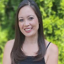 Ella Leon's Instagram, Twitter & Facebook