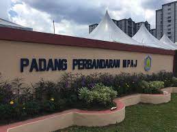Pantai padang kini sangat berbeda dengan yang dahulu, pemerintah kota padang terus berbenah dan memperbaiki berbagai fasilitas di pantai ini. Jijoythreesixty Raya Open House Pandan Indah Ampang Jaya Selangor