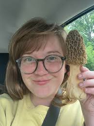 I'm a fan of experimental stuff and this is pretty awesome. One of our  members Cherimondis Johnson at a recital. Start it out around the 15 min  mark. This is wild. |