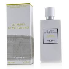 Tout était là, et même, dans leur étang, des carpes qui prenaient le temps de devenir centenaires. Hermes Le Jardin De Monsieur Li Moisturizing Body Lotion 200ml 6 7oz F Body Lotion Free Worldwide Shipping Strawberrynet Usa