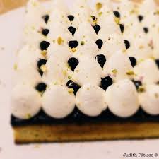 Tarte De La Montagne De Christophe Michalak Cake A La Pistache Confit Cassis Et Ganache Montee Ivoire Pistache Un Pur Delice Servi Pou Food Tart Breakfast