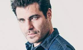 Thiago lacerda (born january 19, 1978 in rio de janeiro, brazil) is a brazilian actor of portuguese origin. Thiago Lacerda As Mulheres Sao Complexas E E Bom Que Seja Essa A Natureza Feminina Claudia