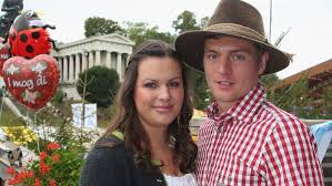Einfach stolz! toni kroos ist zum zweiten mal vater geworden. Nach Wm Aus Jessica Kroos Postet Liebeserklarung Fur Toni Fussball Stuttgarter Zeitung