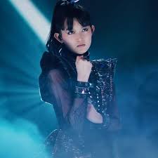 bm fox god on instagram su metal babymetal sumetal suzukanakamoto 中元すず香 すず 香