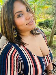 Melissa Tavarez's Instagram, Twitter & Facebook