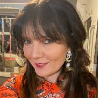 Renee Helms's Instagram, Twitter & Facebook